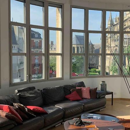 Apartamento Loft des Sacres - Vue unique sur la Cathédrale Reims Exterior foto
