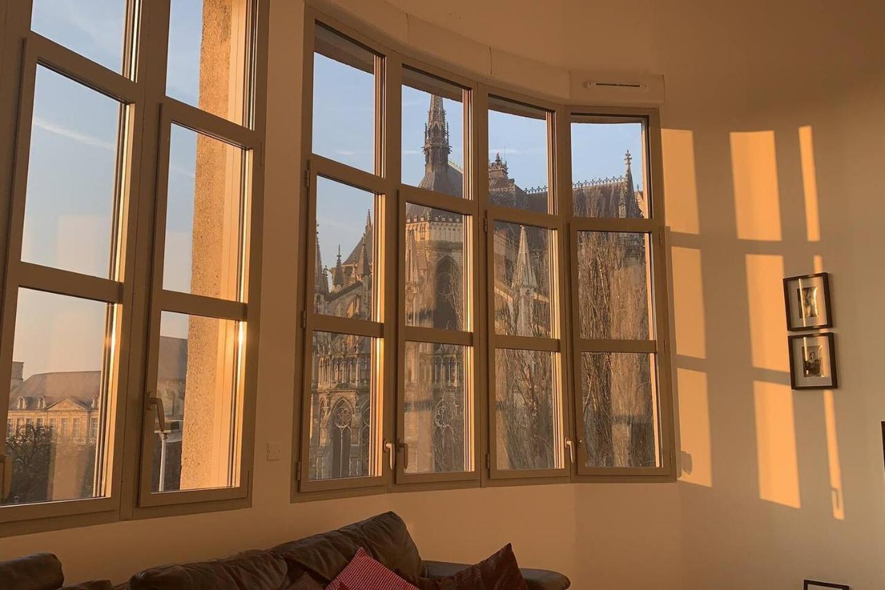 Apartamento Loft des Sacres - Vue unique sur la Cathédrale Reims Exterior foto